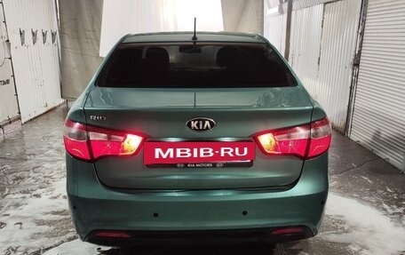 KIA Rio III рестайлинг, 2013 год, 670 000 рублей, 19 фотография