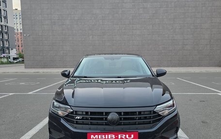 Volkswagen Jetta VII, 2019 год, 1 650 000 рублей, 2 фотография