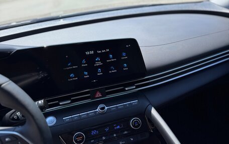 Hyundai Elantra, 2023 год, 2 300 000 рублей, 8 фотография