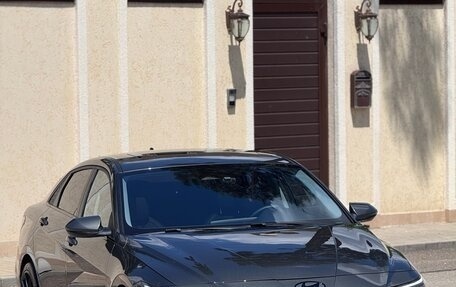 Hyundai Elantra, 2023 год, 2 300 000 рублей, 2 фотография