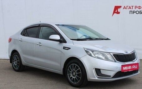 KIA Rio III рестайлинг, 2014 год, 960 000 рублей, 3 фотография