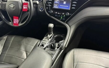 Toyota Camry, 2020 год, 2 850 000 рублей, 19 фотография
