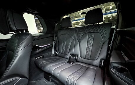 BMW X7, 2022 год, 9 200 000 рублей, 28 фотография