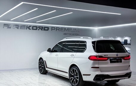 BMW X7, 2022 год, 9 200 000 рублей, 38 фотография