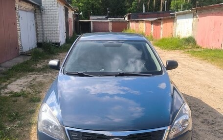 KIA cee'd I рестайлинг, 2011 год, 530 000 рублей, 1 фотография