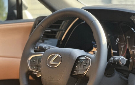 Lexus RX IV рестайлинг, 2025 год, 7 600 000 рублей, 7 фотография