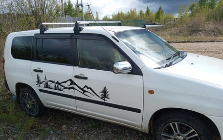 Toyota Succeed I рестайлинг, 2011 год, 550 000 рублей, 3 фотография