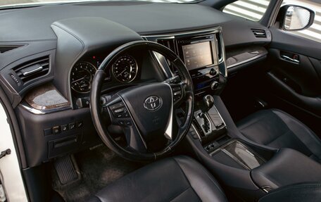 Toyota Alphard III, 2019 год, 4 755 000 рублей, 13 фотография