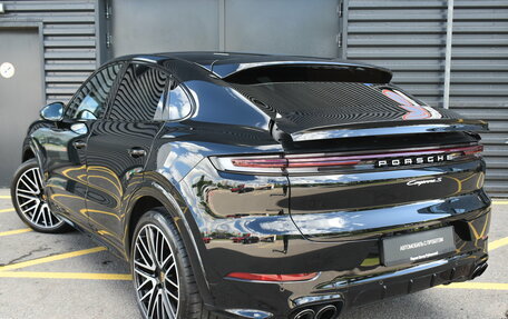 Porsche Cayenne III, 2024 год, 16 500 000 рублей, 3 фотография