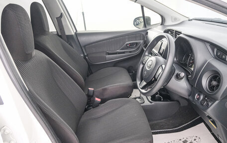 Toyota Vitz, 2019 год, 949 000 рублей, 8 фотография