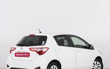 Toyota Vitz, 2019 год, 949 000 рублей, 7 фотография