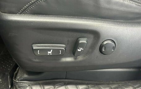 Toyota Land Cruiser Prado 150 рестайлинг 2, 2021 год, 7 680 000 рублей, 8 фотография