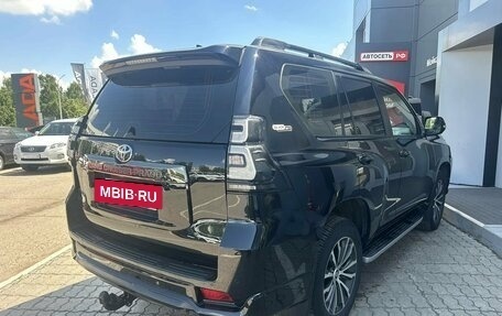 Toyota Land Cruiser Prado 150 рестайлинг 2, 2021 год, 7 680 000 рублей, 20 фотография