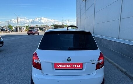 Skoda Fabia II, 2011 год, 670 000 рублей, 3 фотография