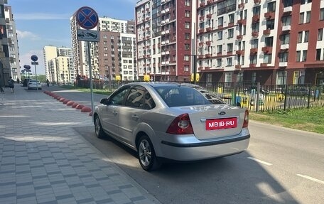 Ford Focus II рестайлинг, 2005 год, 450 000 рублей, 3 фотография