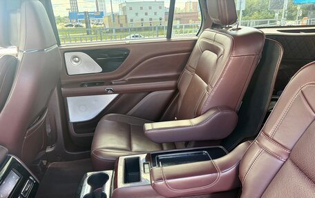 Lincoln Aviator II, 2022 год, 7 350 000 рублей, 19 фотография
