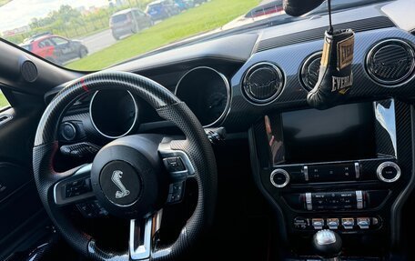 Ford Mustang VI рестайлинг, 2021 год, 2 700 000 рублей, 8 фотография