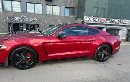 Ford Mustang VI рестайлинг, 2021 год, 2 700 000 рублей, 18 фотография