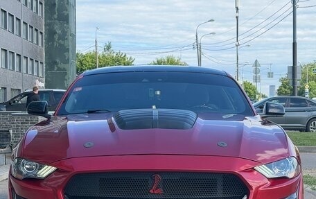 Ford Mustang VI рестайлинг, 2021 год, 2 700 000 рублей, 19 фотография
