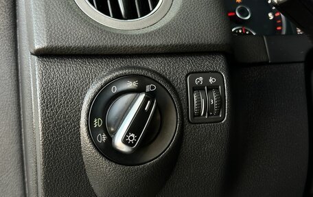 Volkswagen Tiguan I, 2011 год, 1 199 000 рублей, 12 фотография