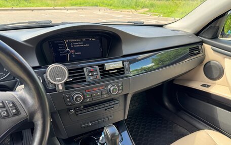 BMW 3 серия, 2011 год, 1 500 000 рублей, 17 фотография