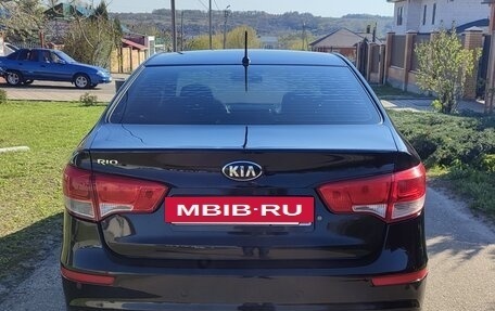 KIA Rio III рестайлинг, 2016 год, 865 000 рублей, 24 фотография