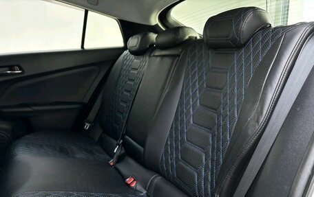 Toyota Prius IV XW50, 2017 год, 1 680 000 рублей, 12 фотография