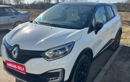 Renault Kaptur I рестайлинг, 2018 год, 1 700 000 рублей, 1 фотография