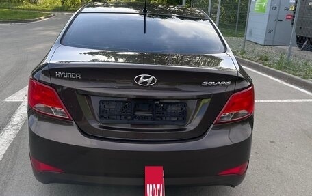 Hyundai Solaris II рестайлинг, 2015 год, 750 000 рублей, 4 фотография