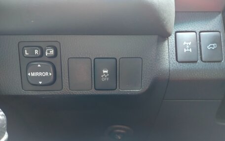 Toyota RAV4, 2015 год, 1 750 000 рублей, 9 фотография