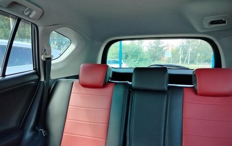 Toyota RAV4, 2015 год, 1 750 000 рублей, 15 фотография