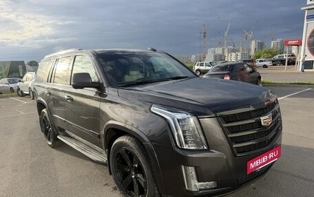 Cadillac Escalade IV, 2016 год, 3 330 000 рублей, 6 фотография