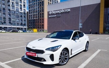 KIA Stinger I, 2018 год, 2 820 000 рублей, 2 фотография