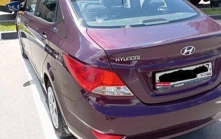 Hyundai Solaris II рестайлинг, 2011 год, 750 000 рублей, 3 фотография