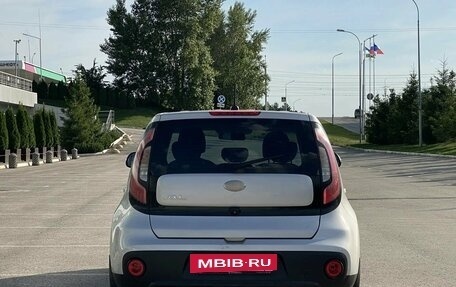 KIA Soul II рестайлинг, 2018 год, 1 425 000 рублей, 5 фотография