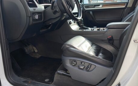 Volkswagen Touareg III, 2014 год, 3 300 000 рублей, 15 фотография