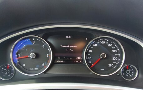 Volkswagen Touareg III, 2014 год, 3 300 000 рублей, 14 фотография