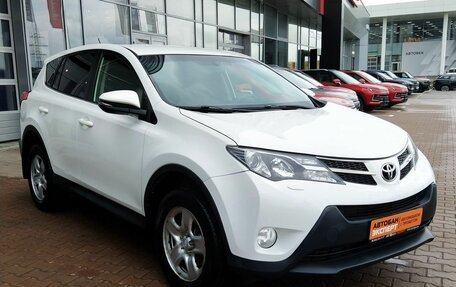 Toyota RAV4, 2013 год, 1 615 000 рублей, 4 фотография