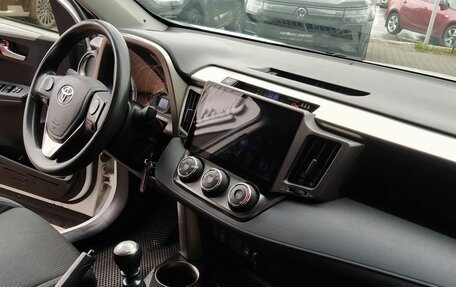Toyota RAV4, 2013 год, 1 615 000 рублей, 18 фотография