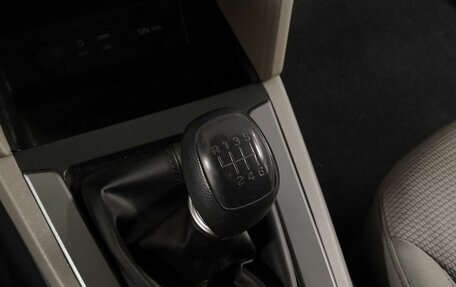 Hyundai Elantra VI рестайлинг, 2018 год, 1 287 000 рублей, 10 фотография