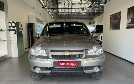 Chevrolet Niva I рестайлинг, 2016 год, 630 000 рублей, 2 фотография
