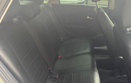 Volkswagen Polo VI (EU Market), 2012 год, 1 100 000 рублей, 11 фотография