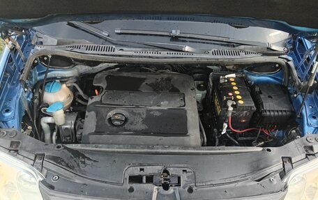 Volkswagen Caddy III рестайлинг, 2006 год, 380 000 рублей, 9 фотография