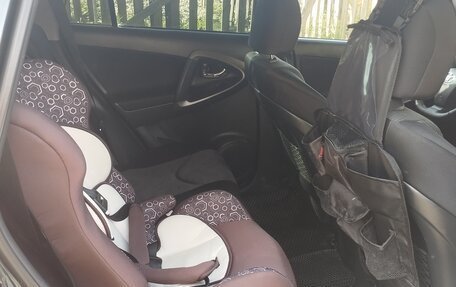 Toyota RAV4, 2011 год, 1 389 000 рублей, 6 фотография