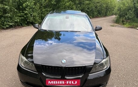 BMW 3 серия, 2005 год, 1 290 000 рублей, 1 фотография