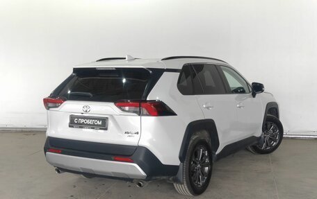 Toyota RAV4, 2025 год, 3 650 000 рублей, 5 фотография