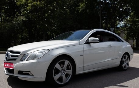 Mercedes-Benz E-Класс, 2010 год, 1 550 000 рублей, 1 фотография