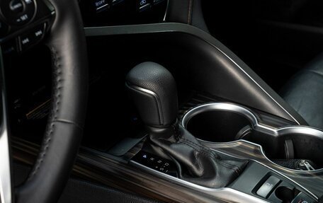 Toyota Camry, 2018 год, 2 799 000 рублей, 13 фотография