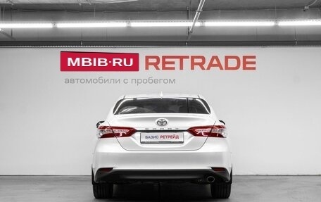 Toyota Camry, 2018 год, 2 799 000 рублей, 6 фотография