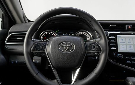 Toyota Camry, 2018 год, 2 799 000 рублей, 21 фотография